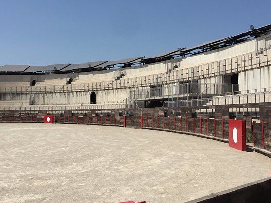 Amphithéâtre de Fréjus